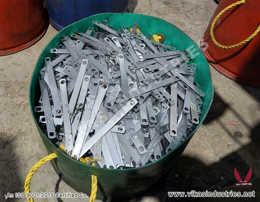 Pipe Clamps Manufacturers Exporters in India Hanger Clamps Exporters Manufacturers India